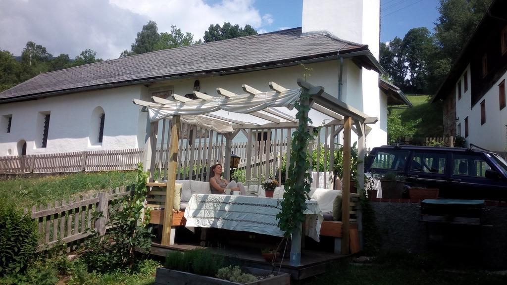 Altes Pfarrhaus Altersberg Apartment Trebesing Cameră foto